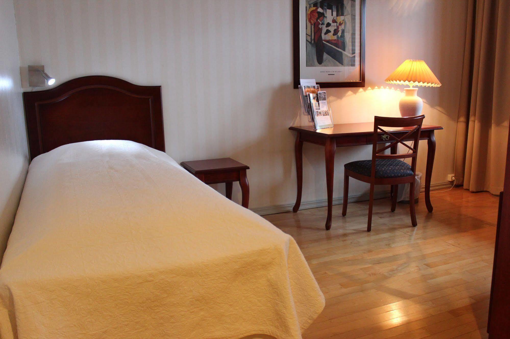 Lampeland Hotel